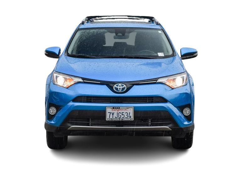 2017 Toyota RAV4 XLE 5