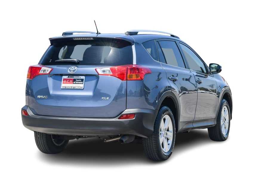 Thumbnail: 2013 Toyota RAV4 - 20
