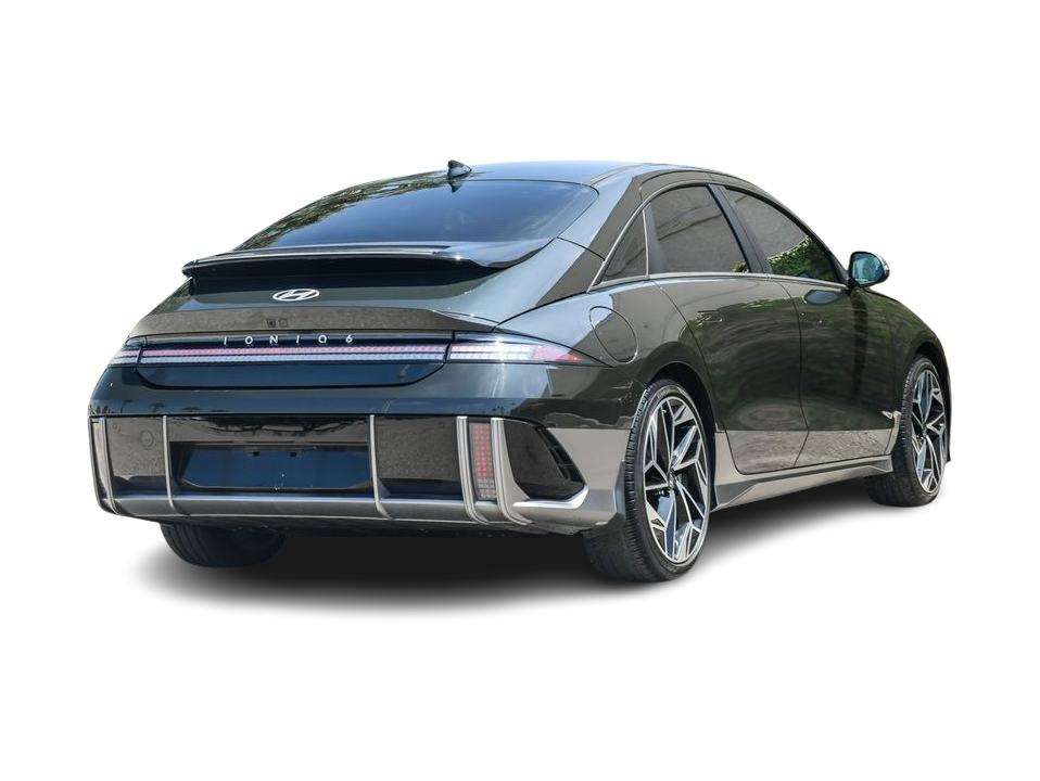 Thumbnail: 2023 Hyundai Ioniq 6 - 17
