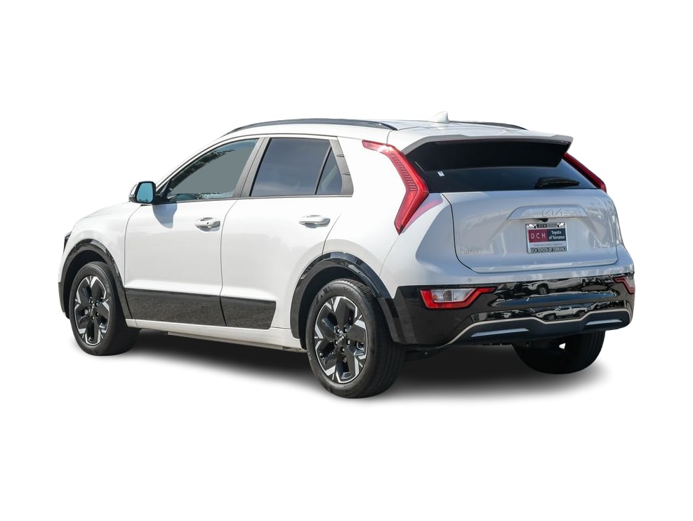 Thumbnail: 2024 Kia Niro - 3