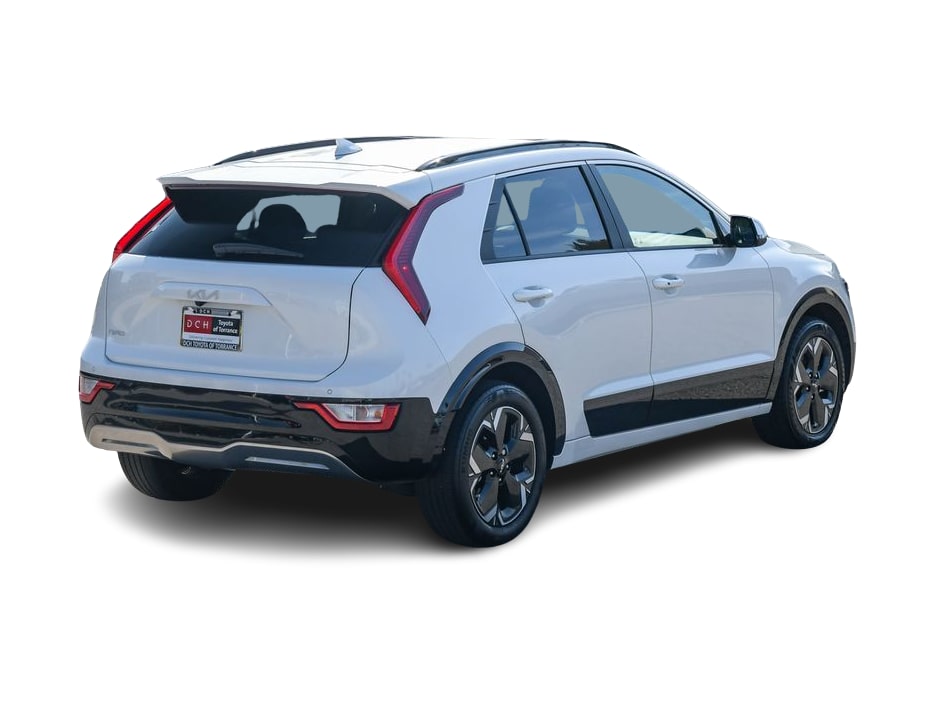 Thumbnail: 2024 Kia Niro - 21