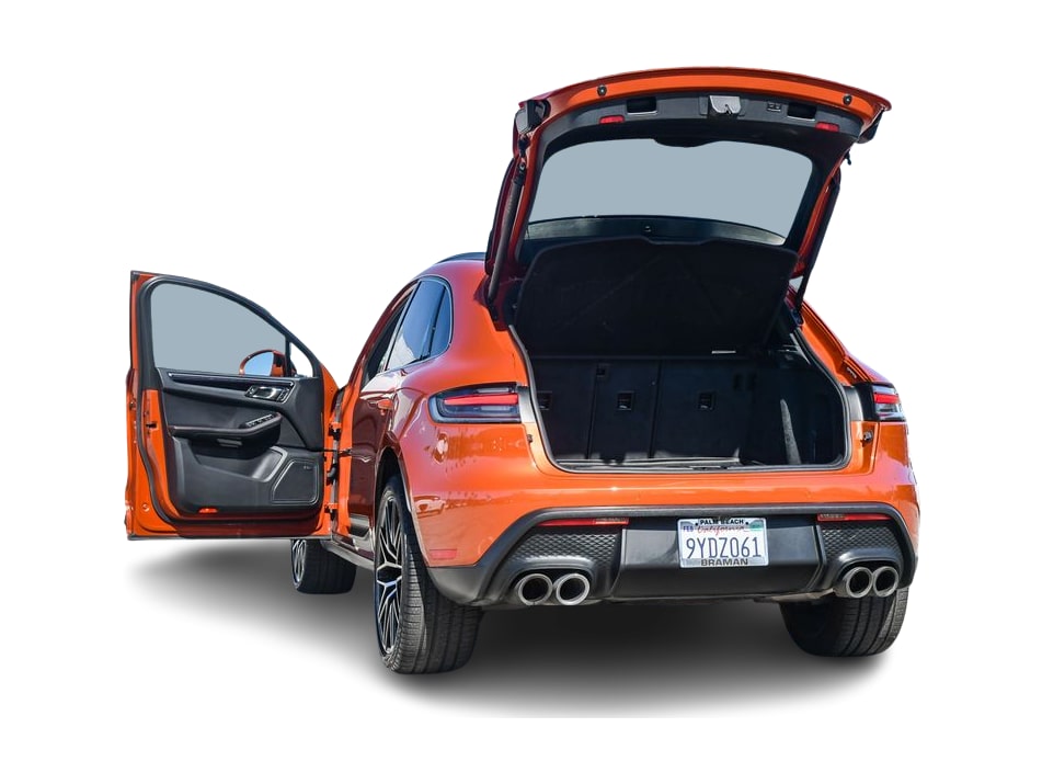 Thumbnail: 2024 Porsche Macan - 38