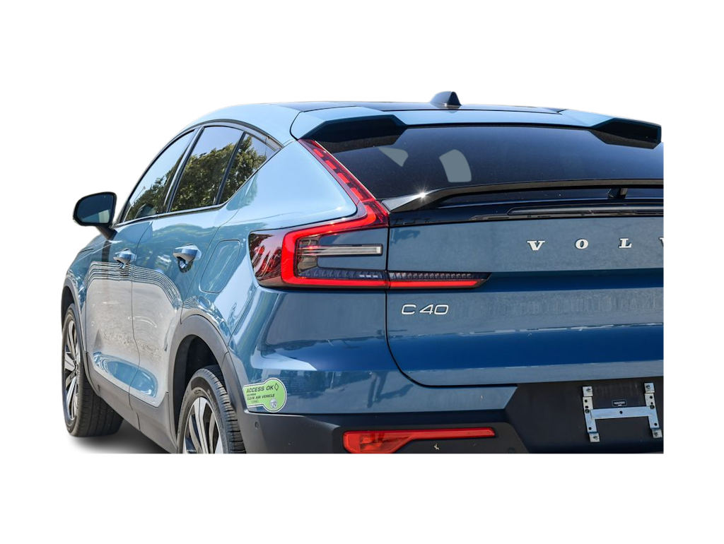 Thumbnail: 2023 Volvo C40 - 3