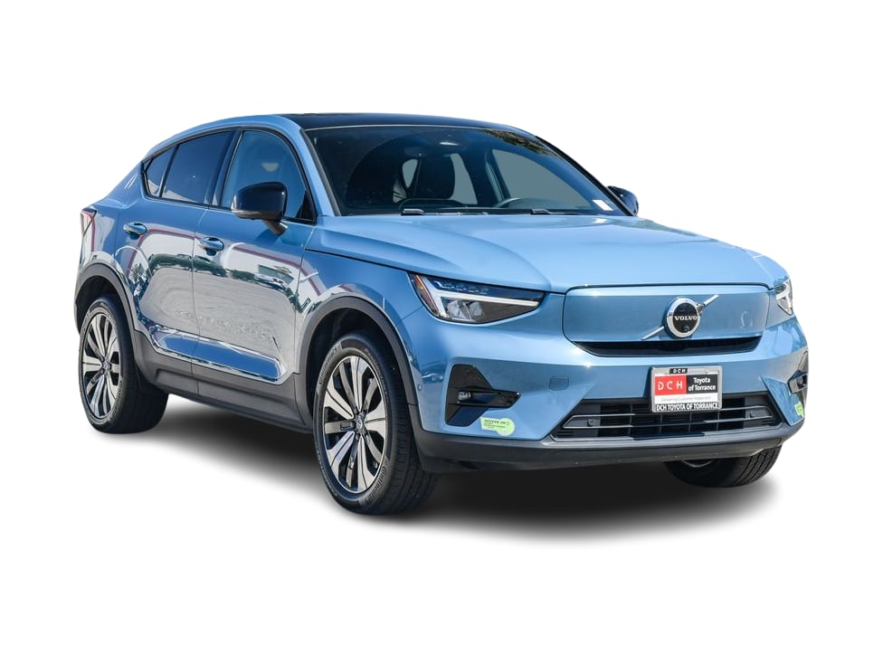 Thumbnail: 2023 Volvo C40 - 16