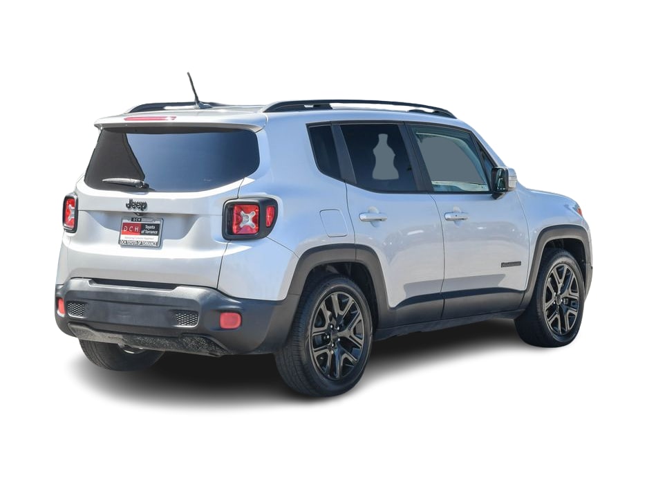 Thumbnail: 2017 Jeep Renegade - 21