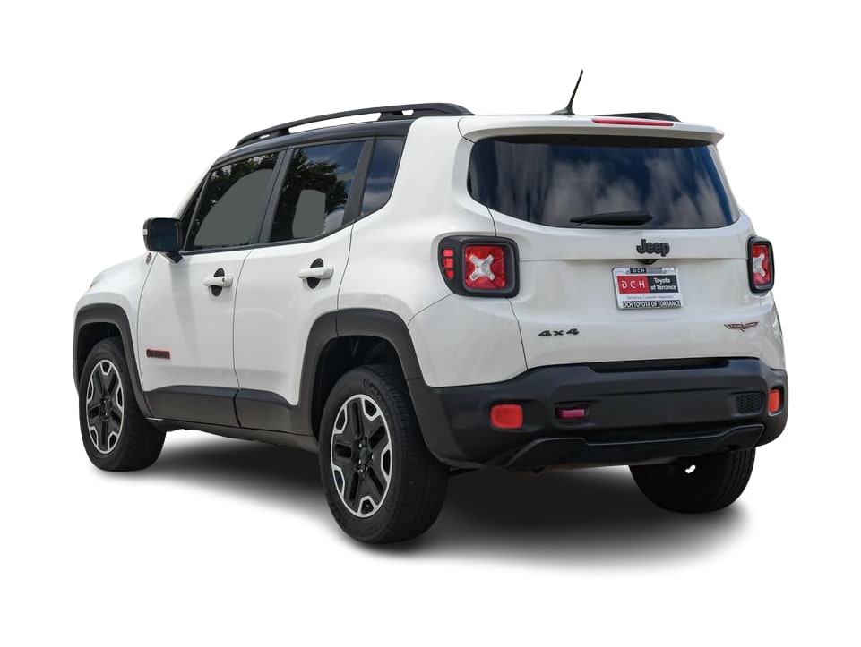 Thumbnail: 2017 Jeep Renegade - 21