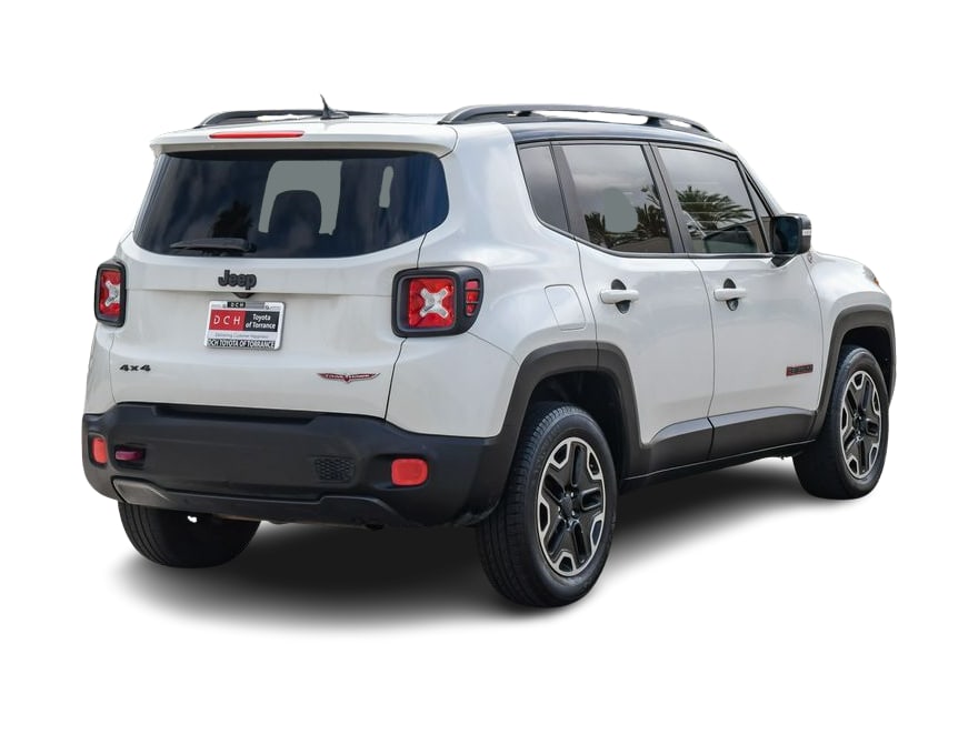 Thumbnail: 2017 Jeep Renegade - 22