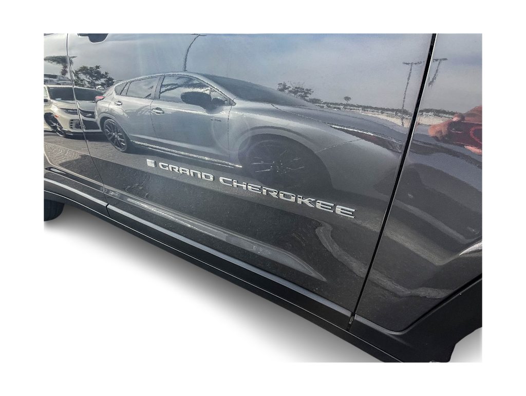 Thumbnail: 2022 Jeep Grand Cherokee L - 9