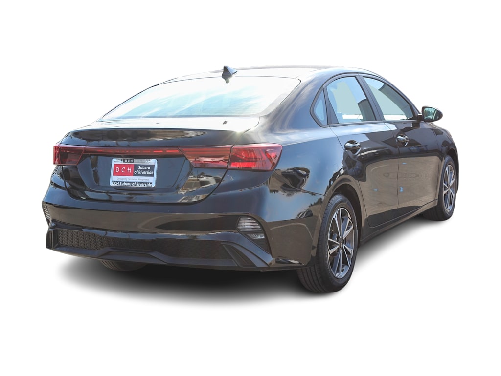 2022 Kia Forte LXS 19