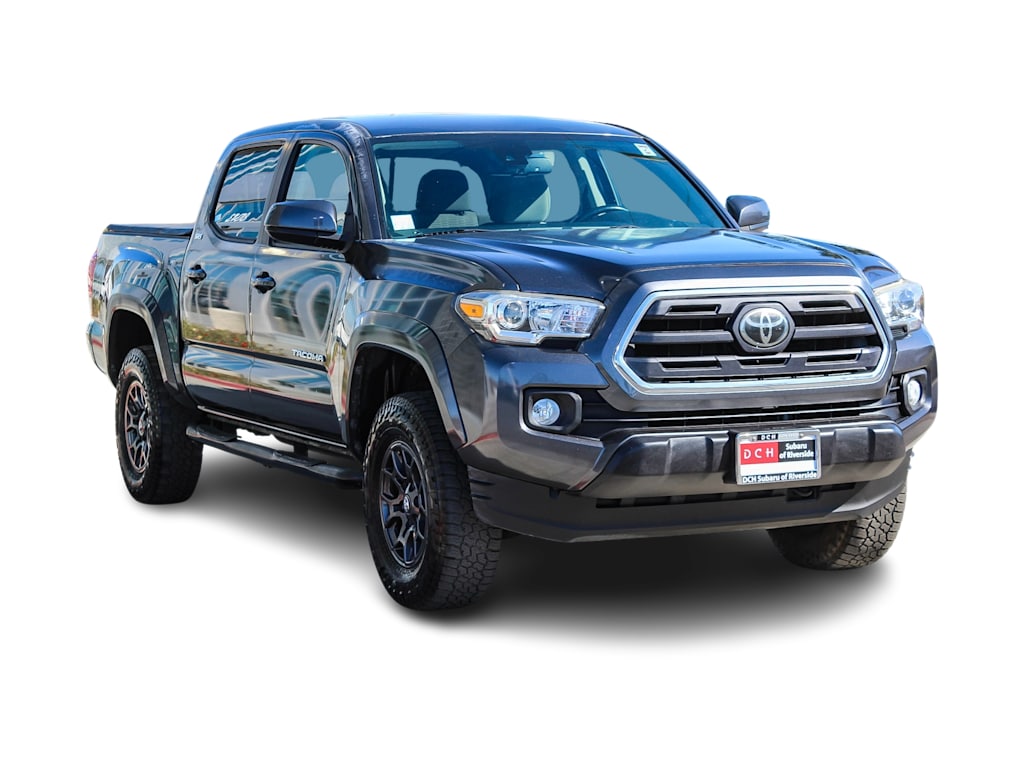 2018 Toyota Tacoma SR5 17