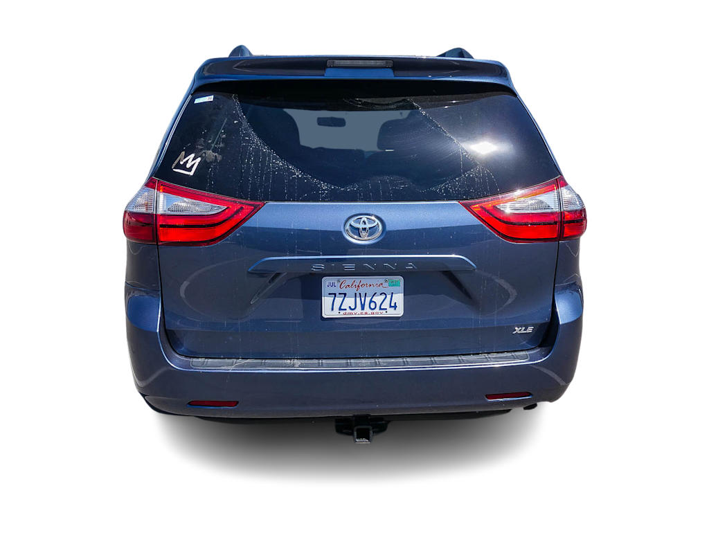 Thumbnail: 2017 Toyota Sienna - 3