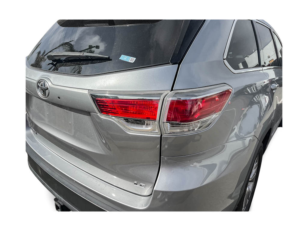 Thumbnail: 2016 Toyota Highlander - 16
