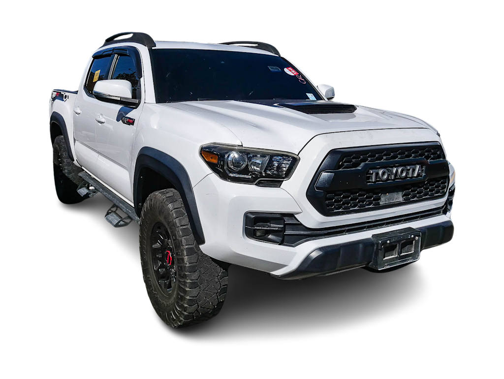 Thumbnail: 2019 Toyota Tacoma - 7