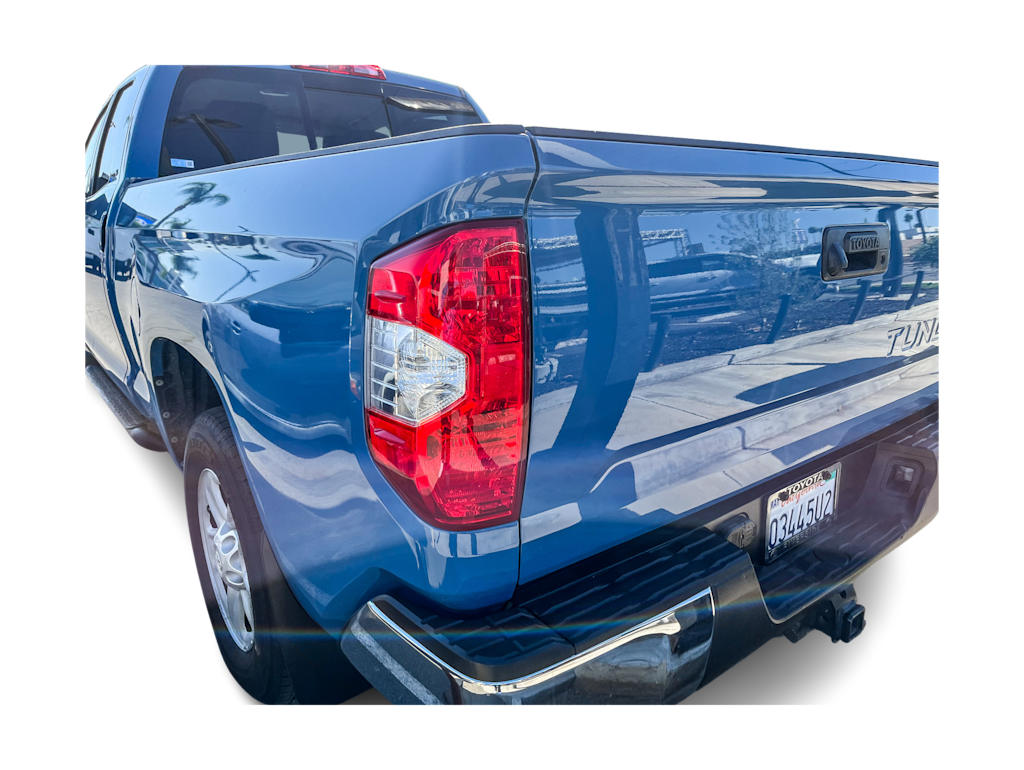 Thumbnail: 2019 Toyota Tundra - 19