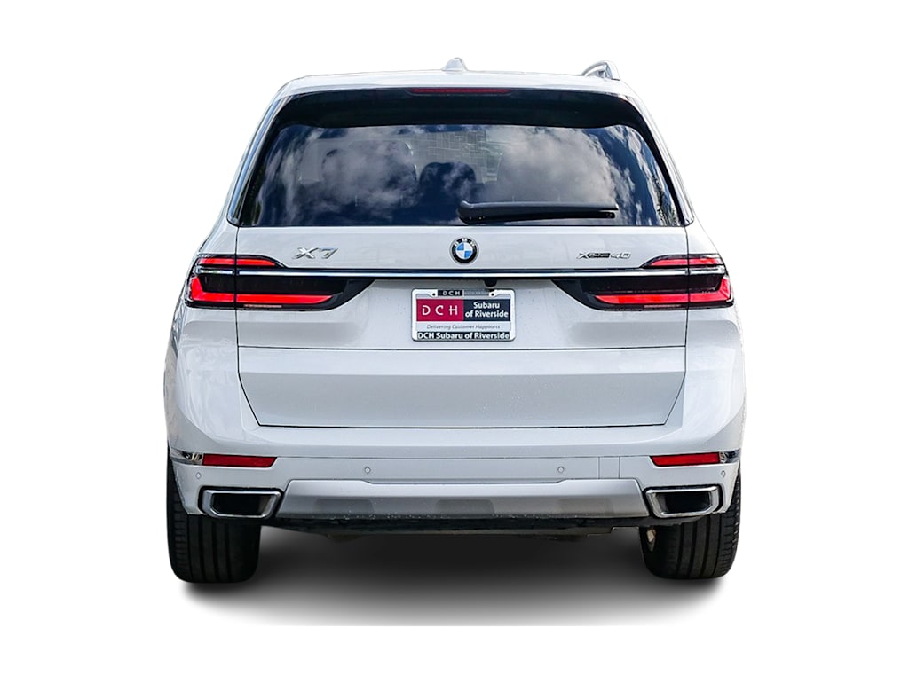 Thumbnail: 2023 BMW X7 - 4