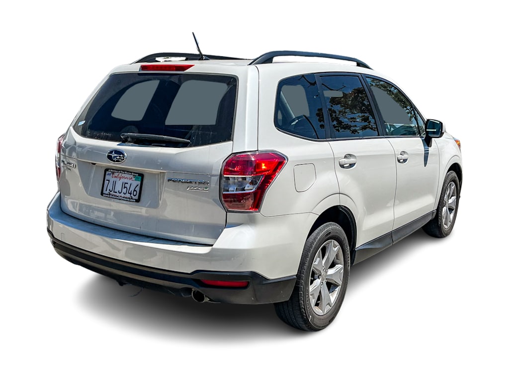Thumbnail: 2015 Subaru Forester - 16