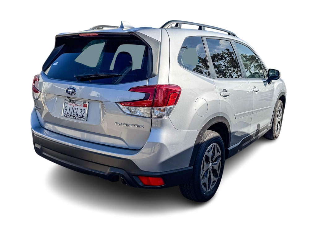Thumbnail: 2023 Subaru Forester - 14