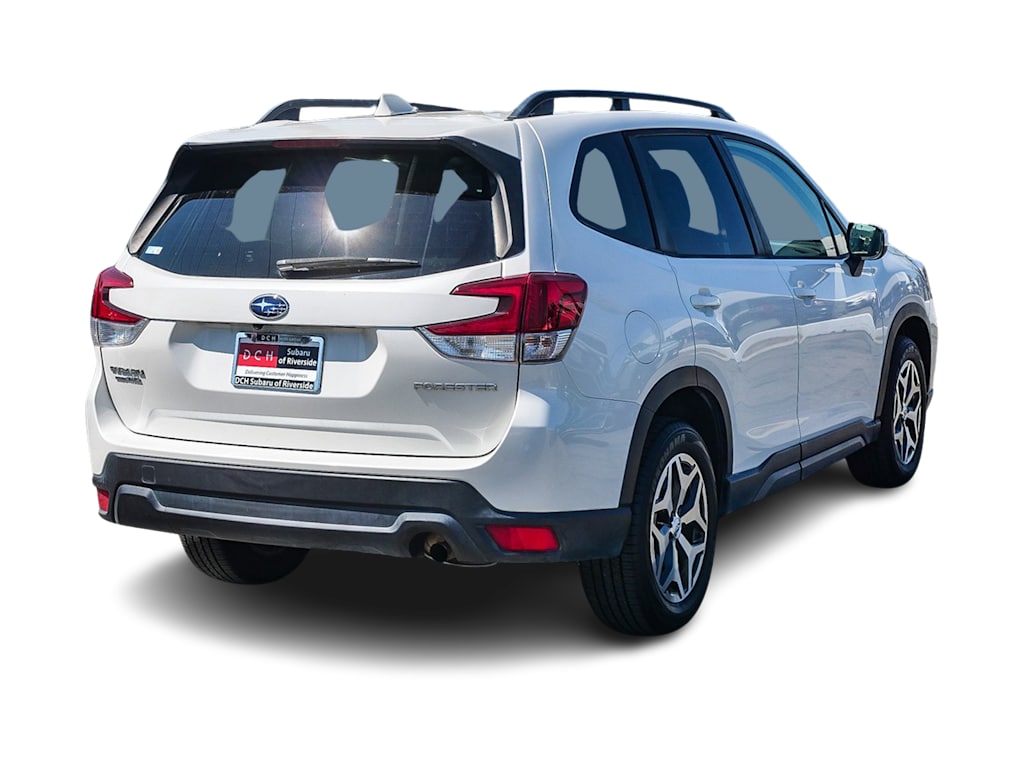 Thumbnail: 2019 Subaru Forester - 18