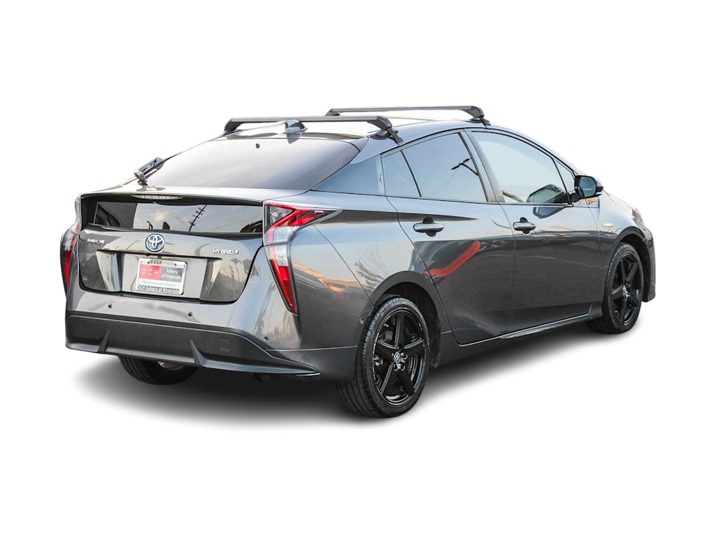 2016 Toyota Prius Four Touring 17