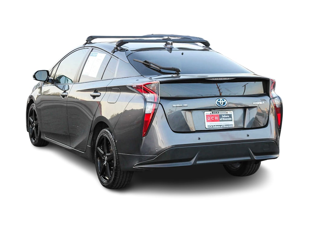 2016 Toyota Prius Four Touring 3