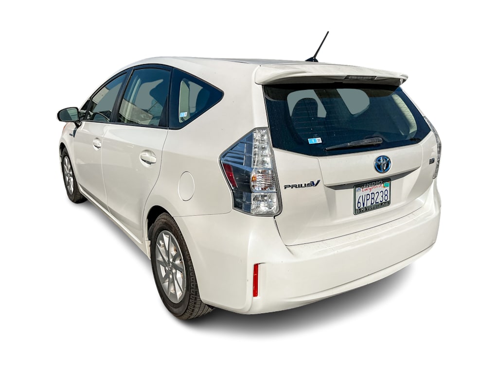 Thumbnail: 2012 Toyota Prius v - 2