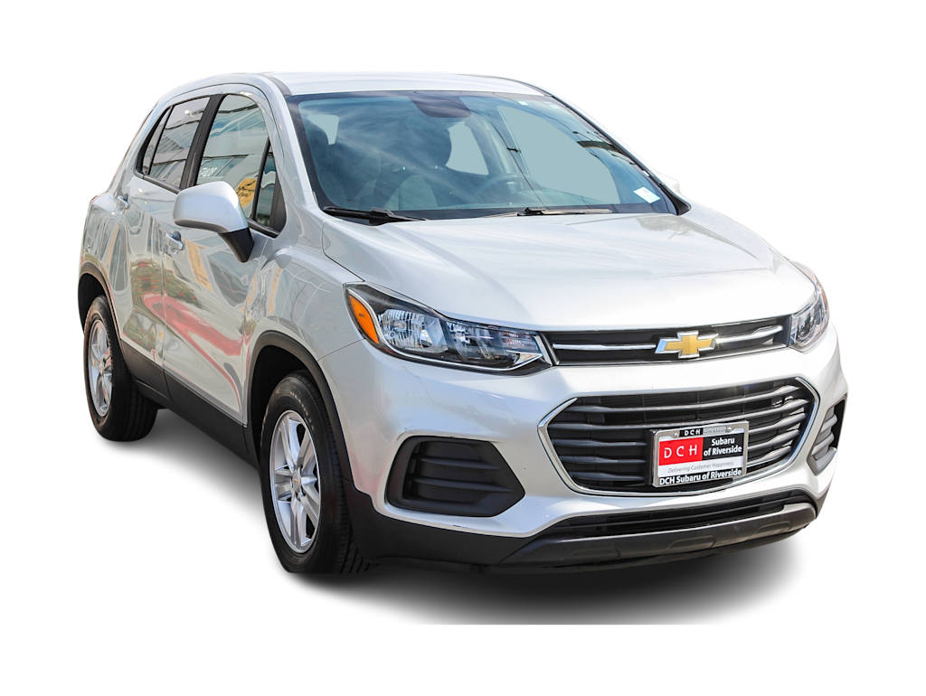 2022 Chevrolet Trax LS 16