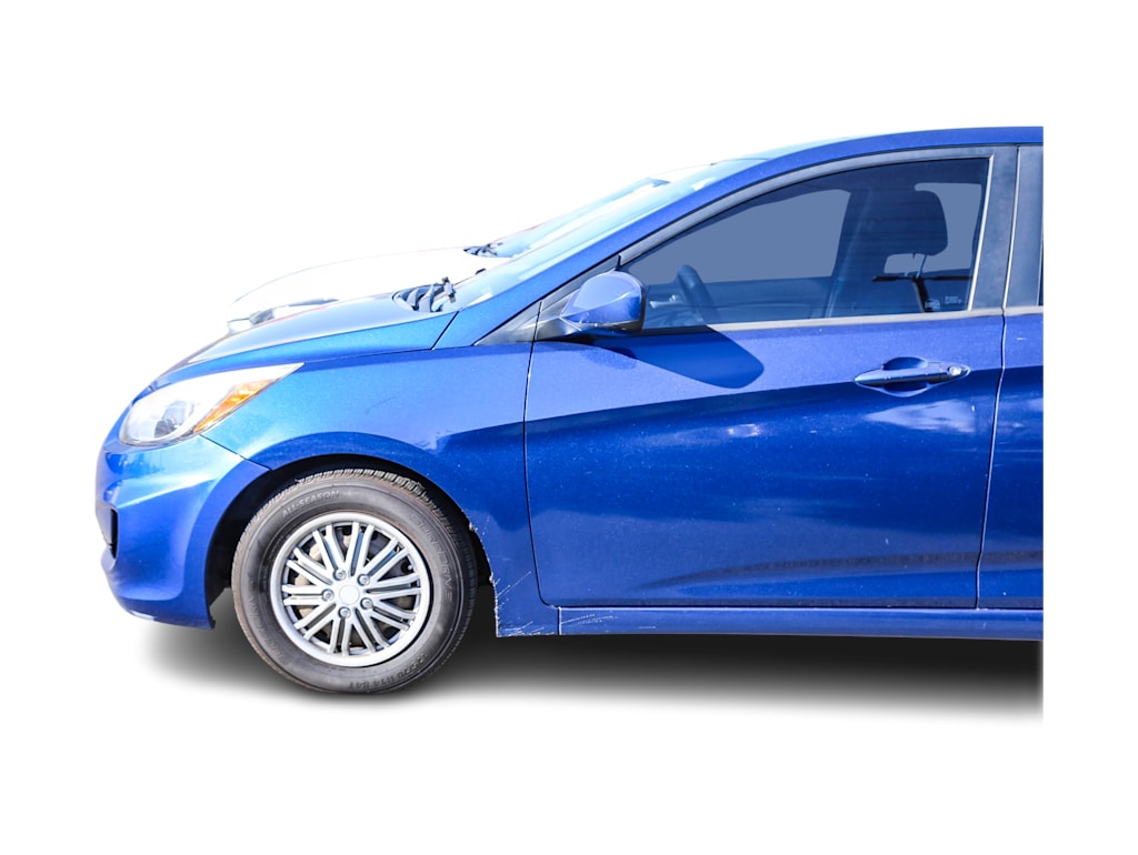 2016 Hyundai Accent SE 17