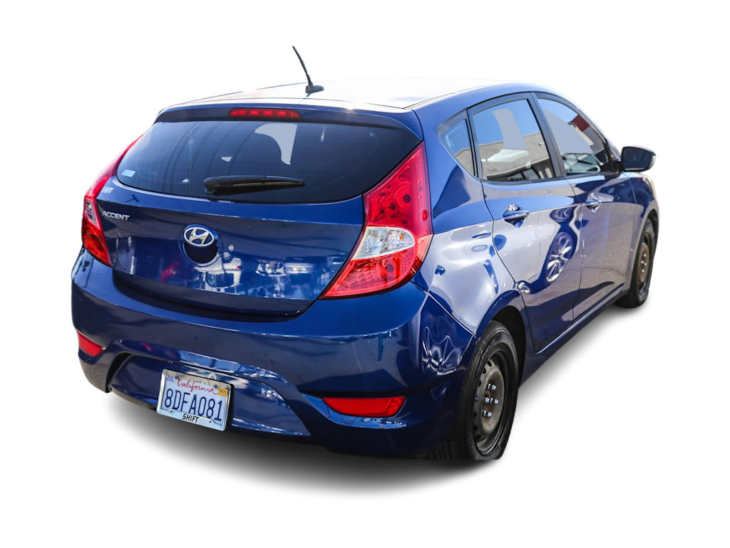 2016 Hyundai Accent SE 10