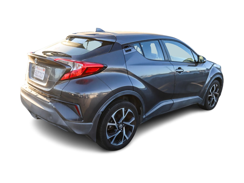 2018 Toyota C-HR XLE 11