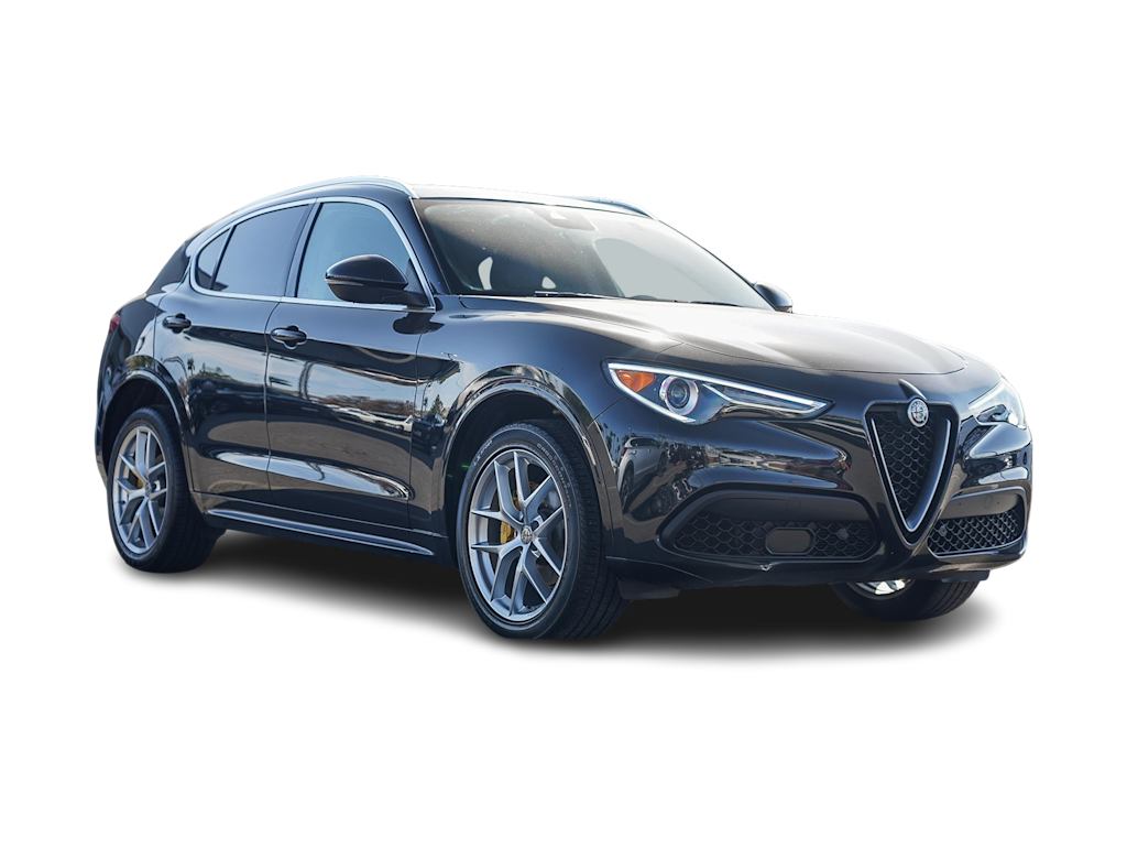 Thumbnail: 2021 Alfa Romeo Stelvio - 18