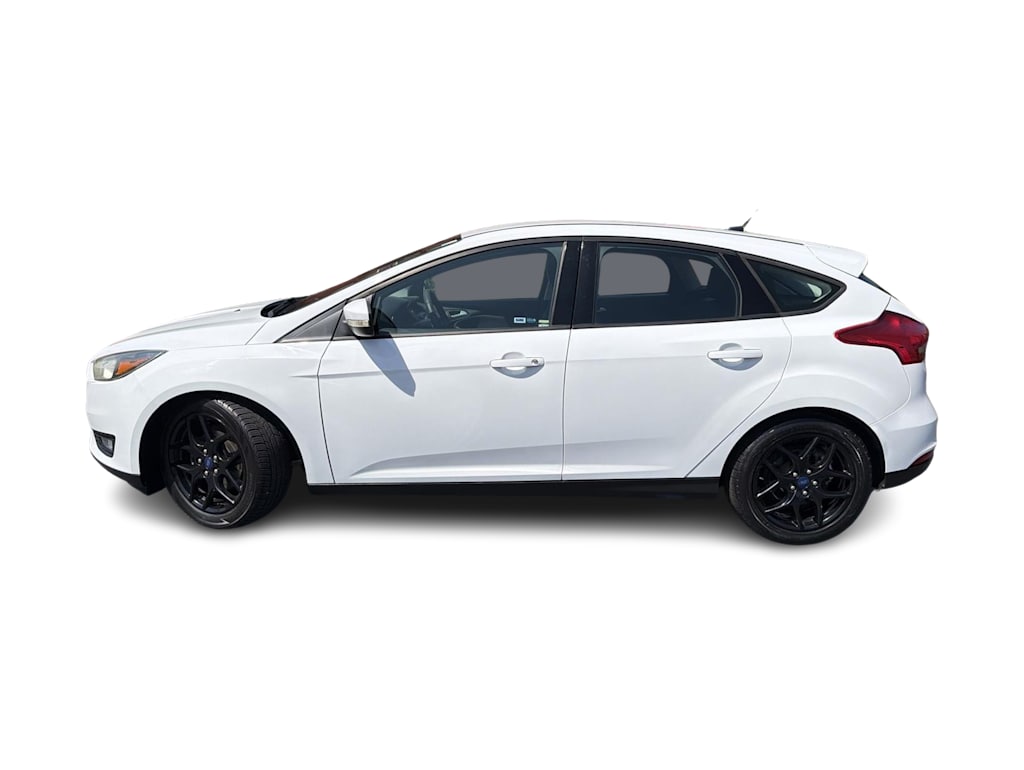 Thumbnail: 2016 Ford Focus - 3
