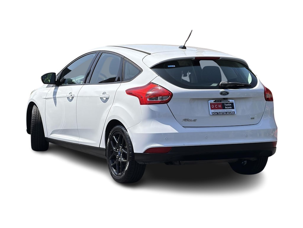 Thumbnail: 2016 Ford Focus - 4