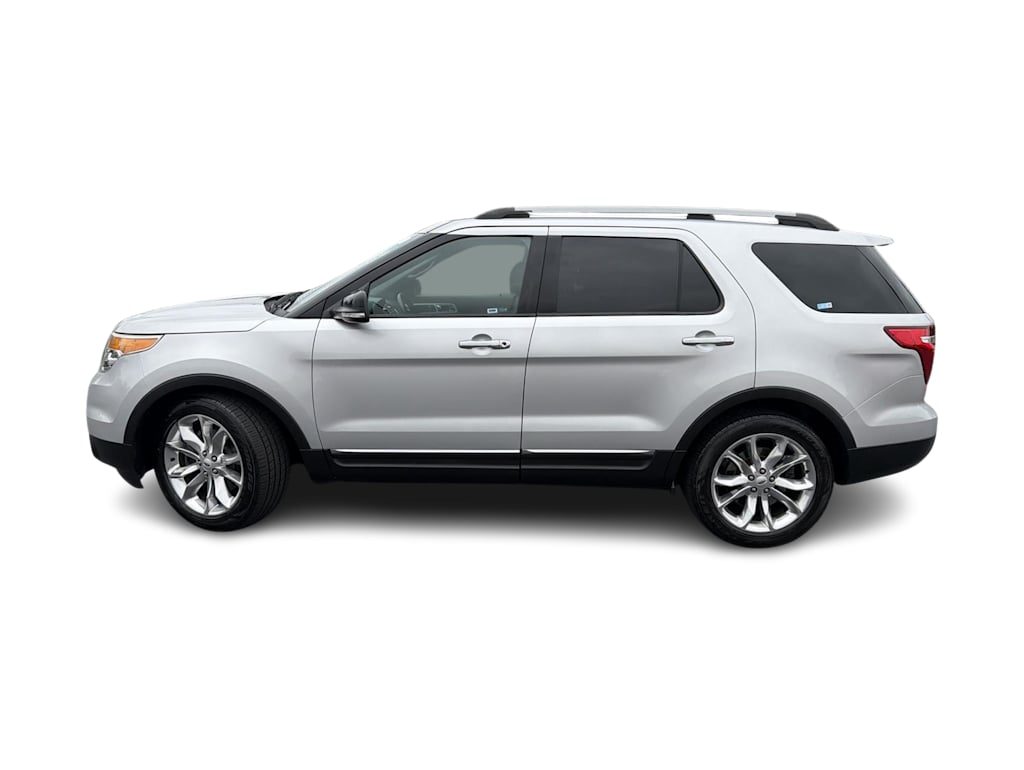 Thumbnail: 2015 Ford Explorer - 3