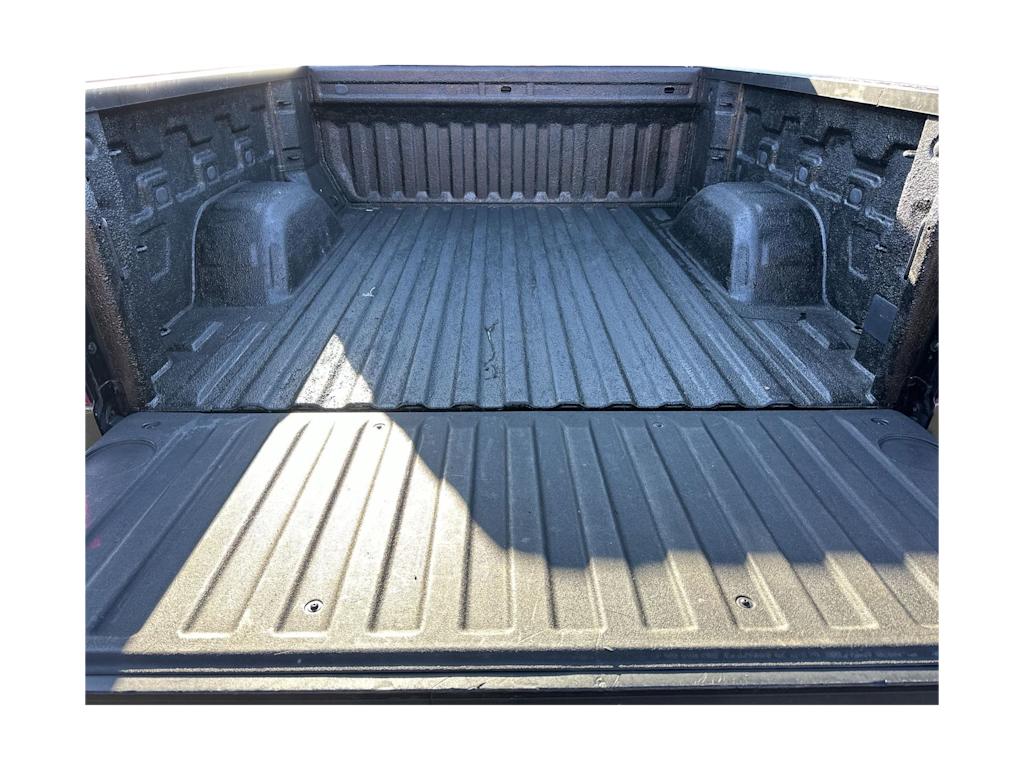 Thumbnail: 2019 Chevrolet Silverado 1500 - 19