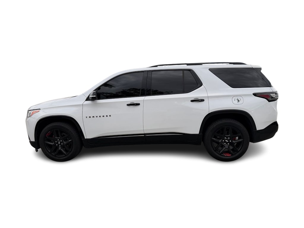Thumbnail: 2021 Chevrolet Traverse - 3
