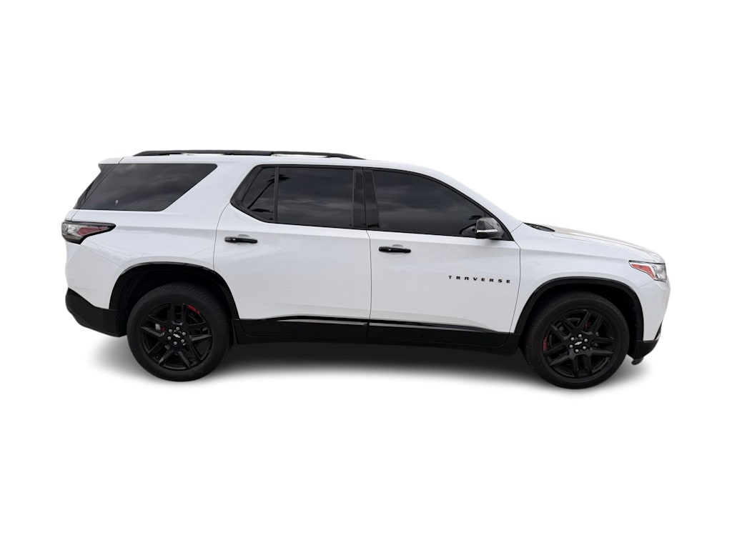 Thumbnail: 2021 Chevrolet Traverse - 17