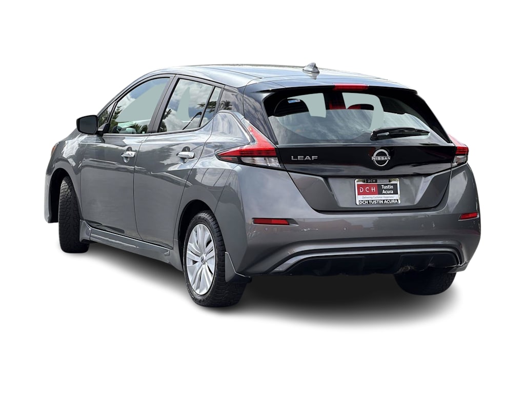 Thumbnail: 2025 Nissan Leaf - 4