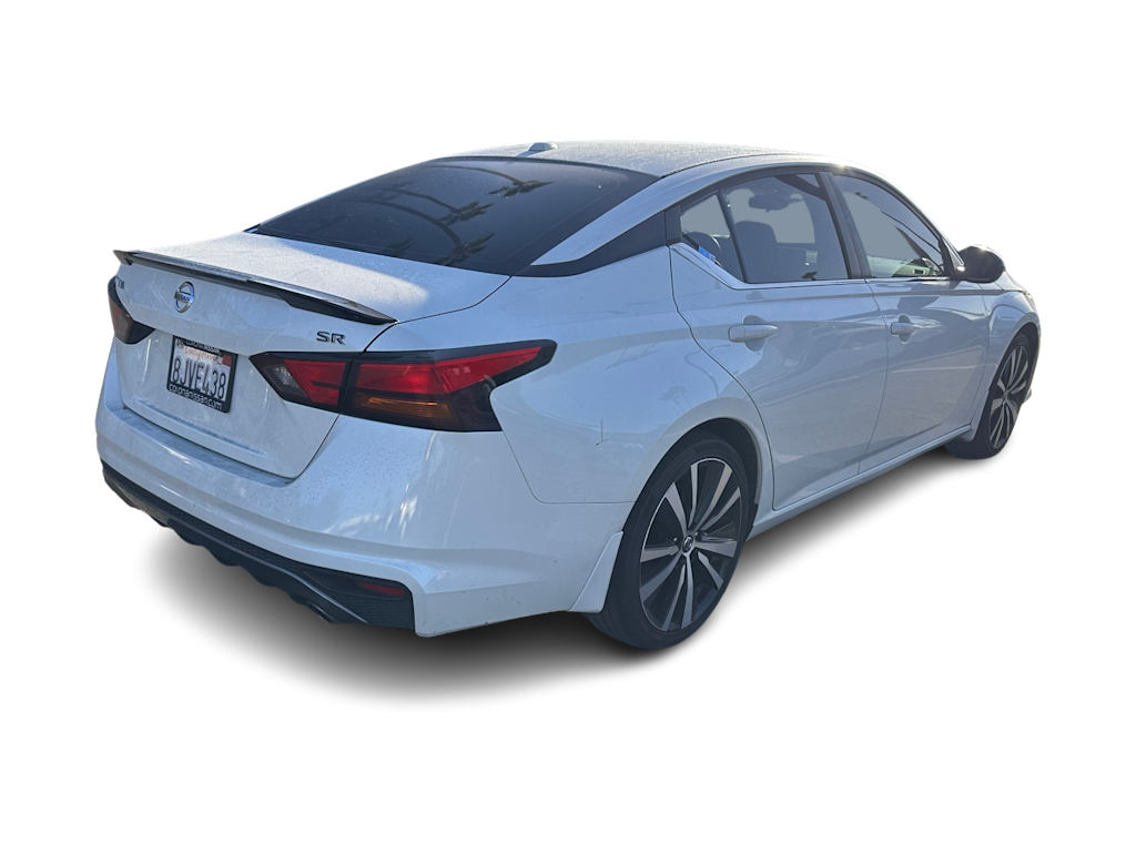 Thumbnail: 2019 Nissan Altima - 16