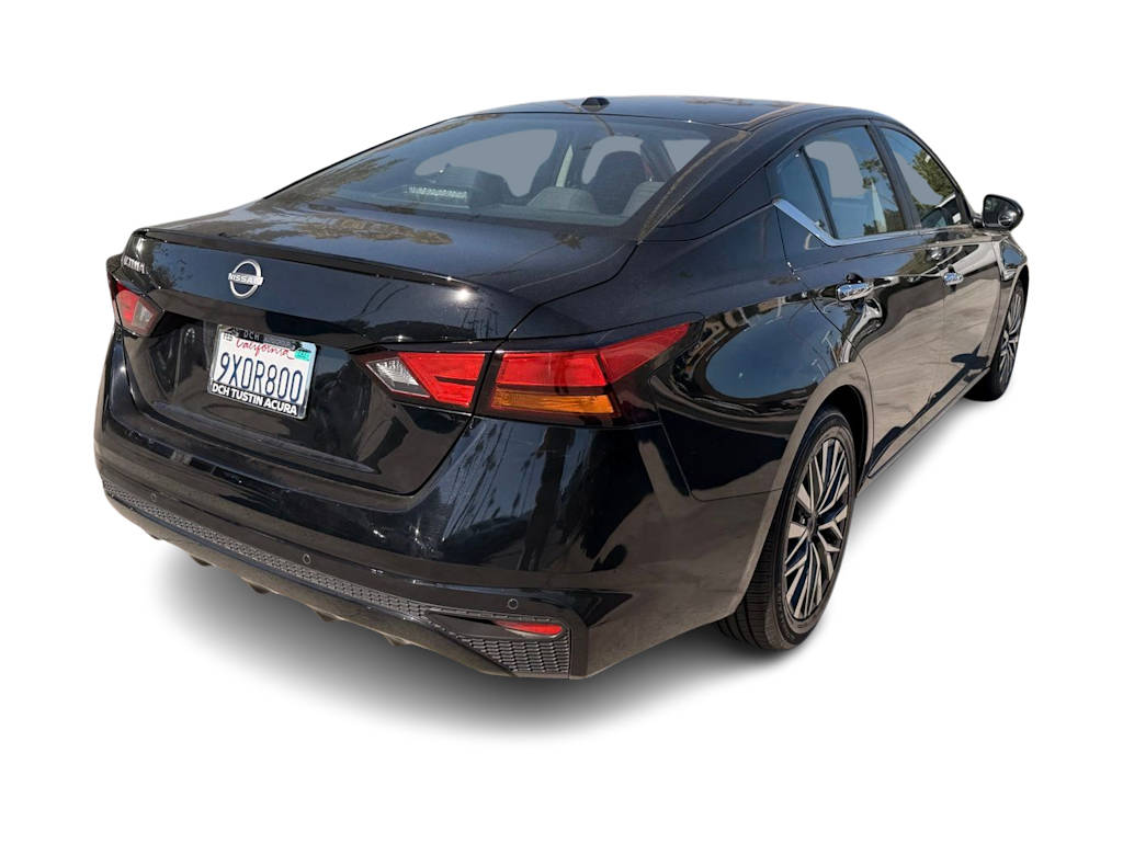 Thumbnail: 2025 Nissan Altima - 15