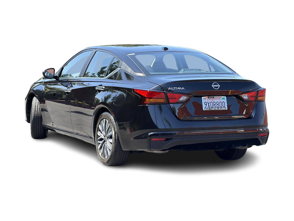 Thumbnail: 2025 Nissan Altima - 4