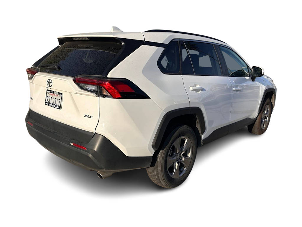 Thumbnail: 2025 Toyota RAV4 - 16