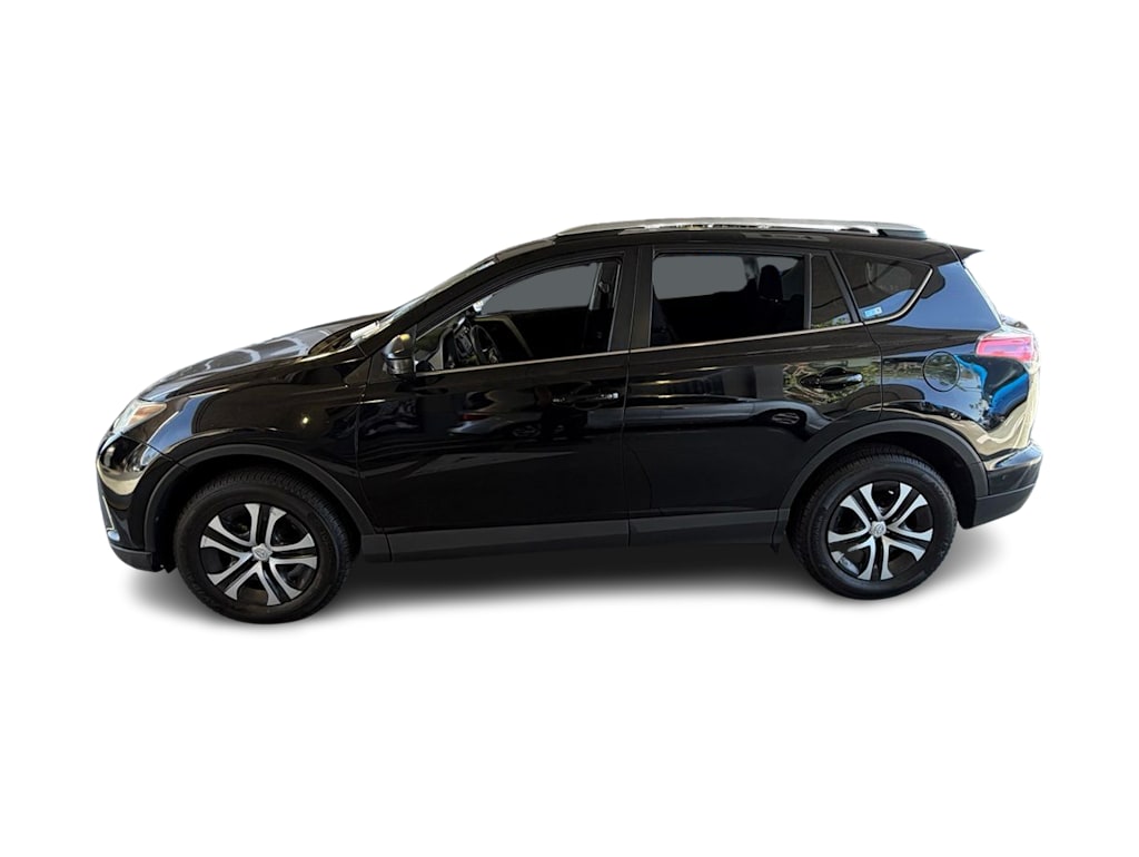 Thumbnail: 2016 Toyota RAV4 - 15