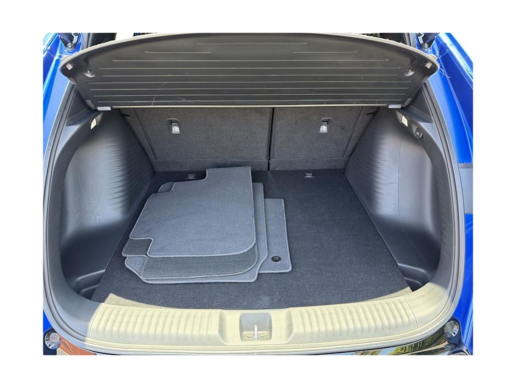 Thumbnail: 2025 Acura ADX - 19