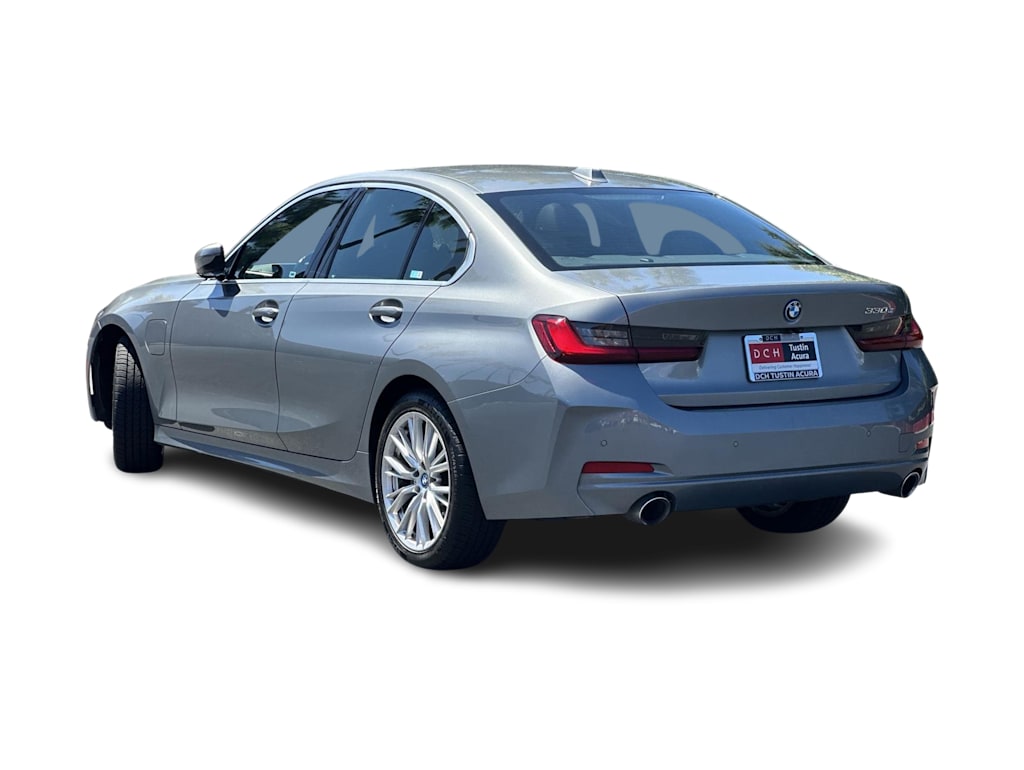 Thumbnail: 2024 BMW 3 Series - 4