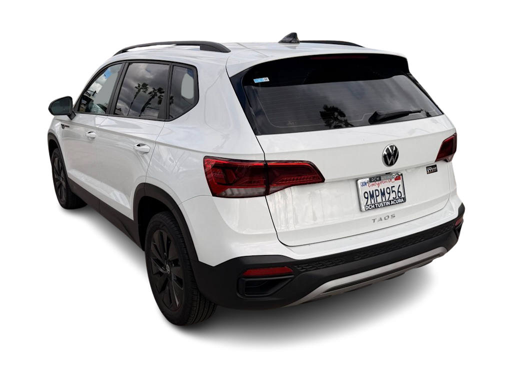 Thumbnail: 2024 Volkswagen Taos - 4