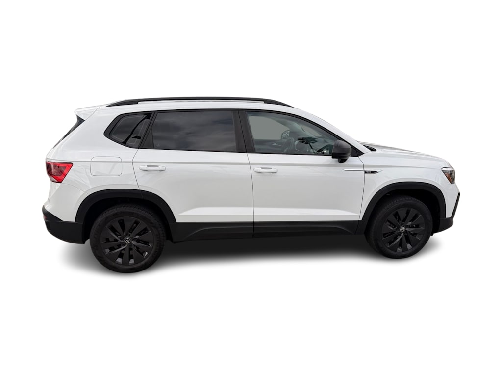 Thumbnail: 2024 Volkswagen Taos - 17