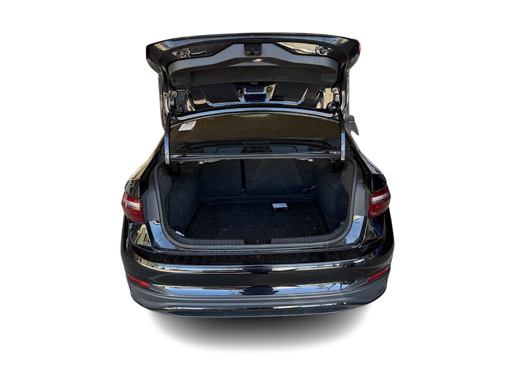 Thumbnail: 2024 Volkswagen Jetta - 12