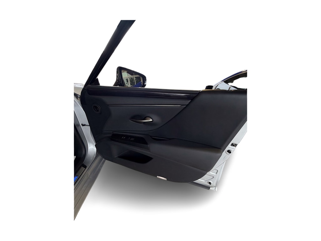 Thumbnail: 2020 Lexus ES - 4