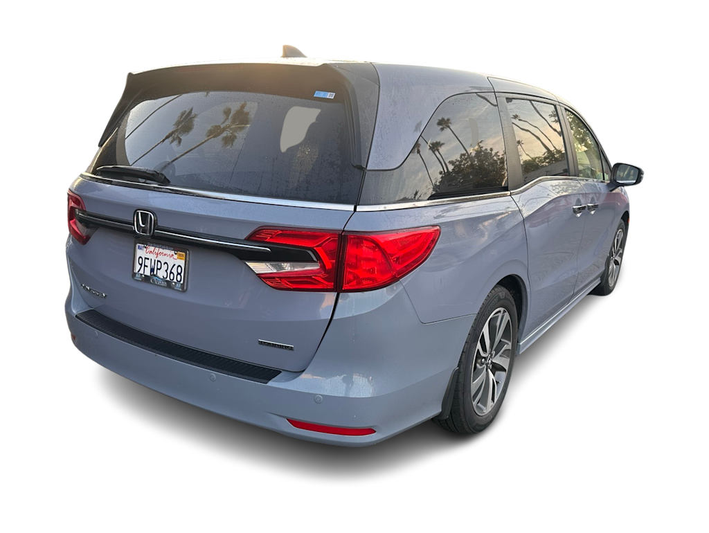 Thumbnail: 2023 Honda Odyssey - 16