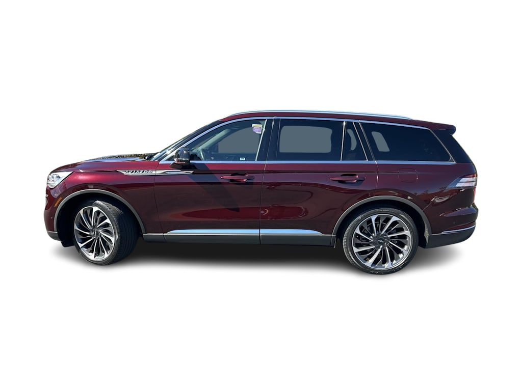 Thumbnail: 2022 Lincoln Aviator - 3